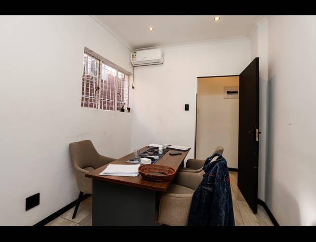 265M² BUILDING FOR SALE IN MUSGRAVE